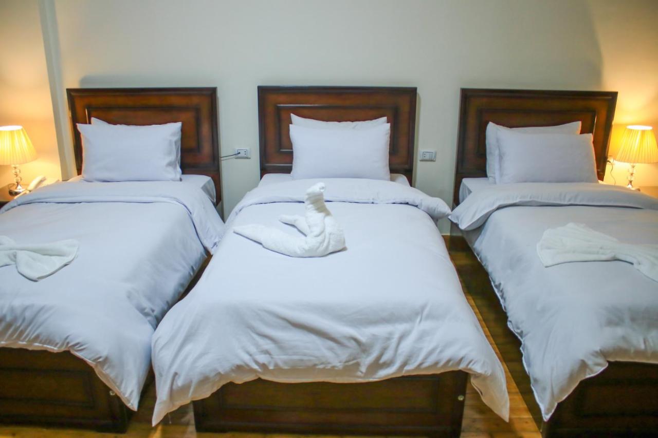 Kmt Hostel