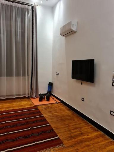 Kmt Hostal